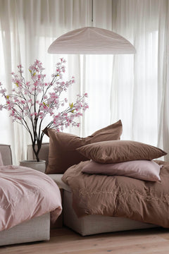 By Lien Delicate Sengesett 200x220 - Oxford Tan