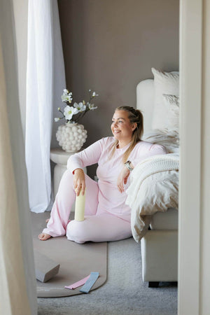 By Lien Namaste Yogamatte - Beige - inkl treningsprogram