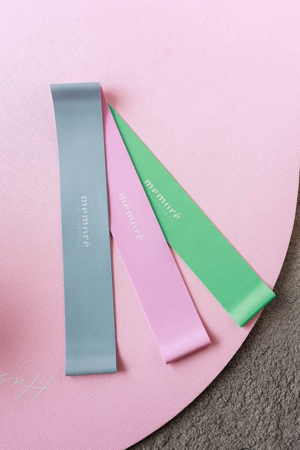 Memoré Namaste og Zen treningspakke: Yogamatte, yogablokker, yogaball, løpevest, strikker og hoppetau i rosa (spar 545,-)