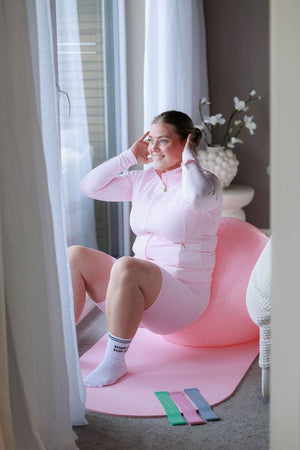 Memoré Namaste og Zen treningspakke: Yogamatte, yogablokker, yogaball, løpevest, strikker og hoppetau i rosa (spar 545,-)